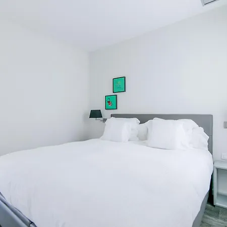 Deco Barcelona-diagonal * 巴塞罗那